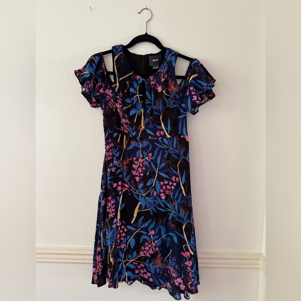 Anthropologie MAEVE Floral‎ Elia Open-Shoulder Dress Bell Flutter Sleeve Size 6